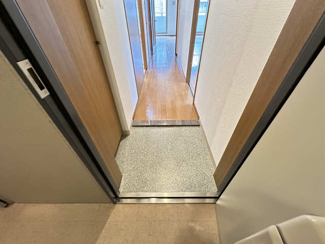 サン・パレス・本山 玄関