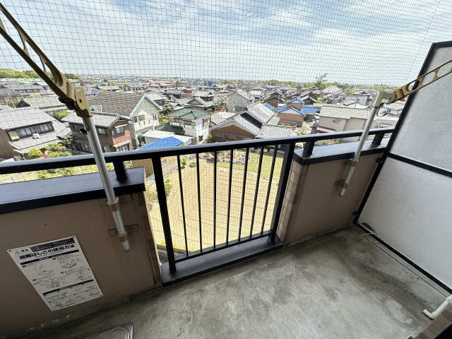 アヴェニューコート栗真 ベランダ