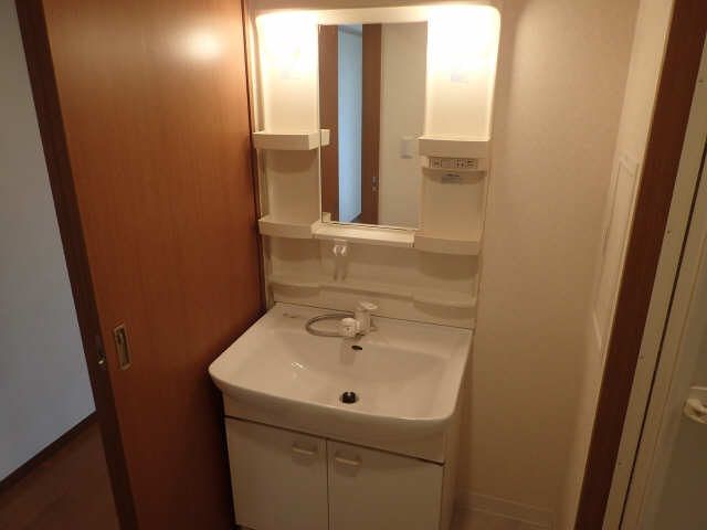 メルベーユＫＯＮＤＯ 洗面所