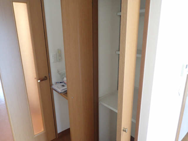 メルベーユＫＯＮＤＯ 収納