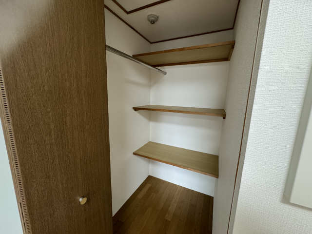  ライオンズマンション名大ウエスト２０３ 収納
