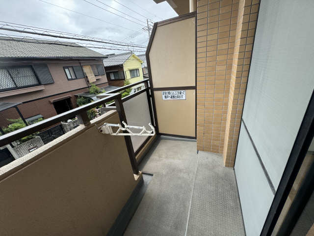  ライオンズマンション名大ウエスト２０３ ベランダ