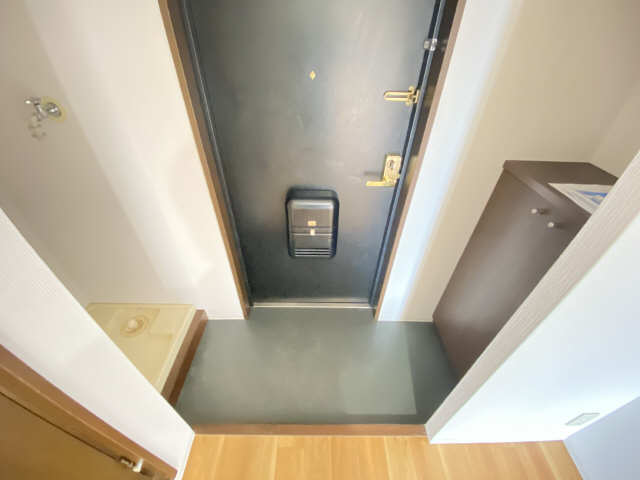 桜山四丁目マンション 玄関