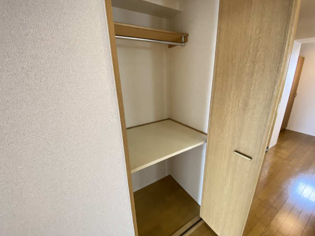 アヴェニューコート栗真Ｂ棟 収納