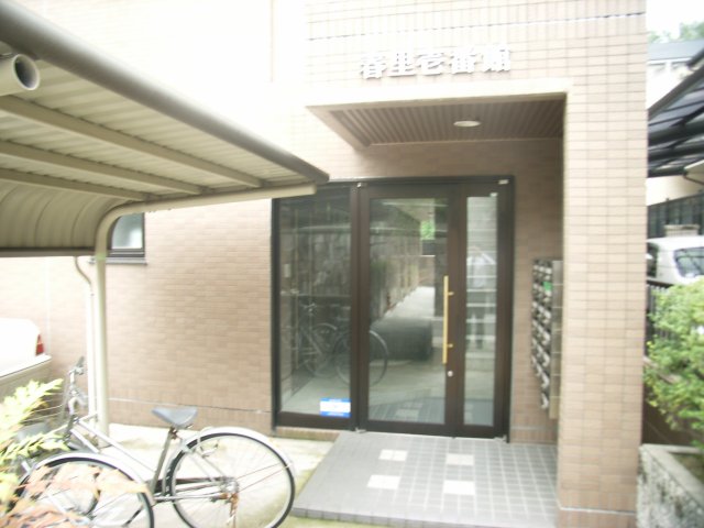 春里壱番館 エントランス