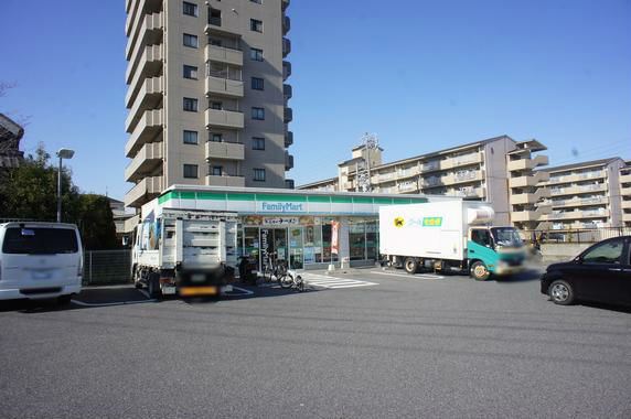 アイビー北斗 ファミリーマート