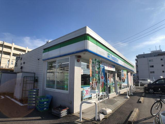 シャンツェ・八事 ファミリーマート