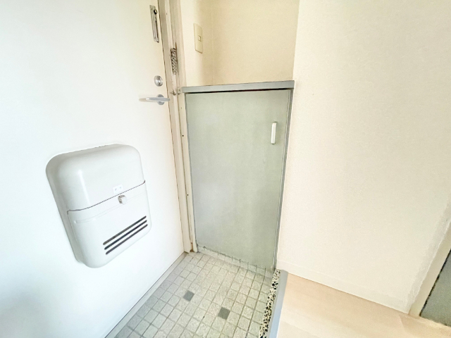 リアライズ塩釜口 玄関