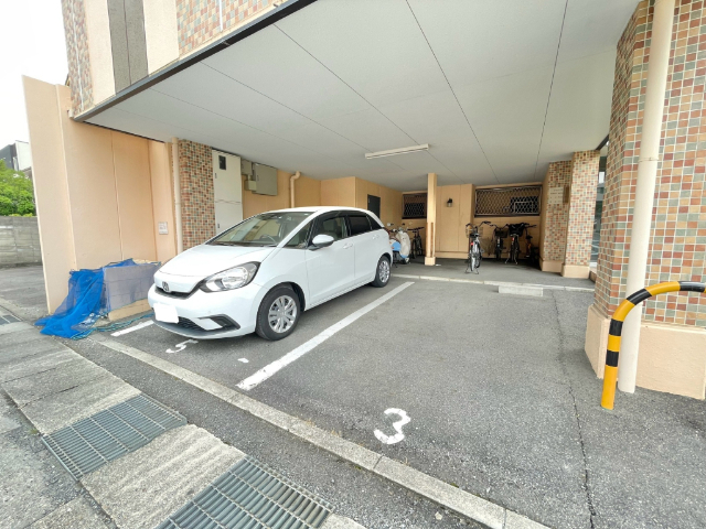 シャンツェ・八事 駐車場