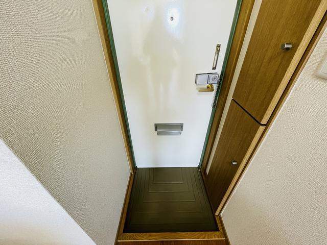 エステートピア浅井Ⅲ 玄関