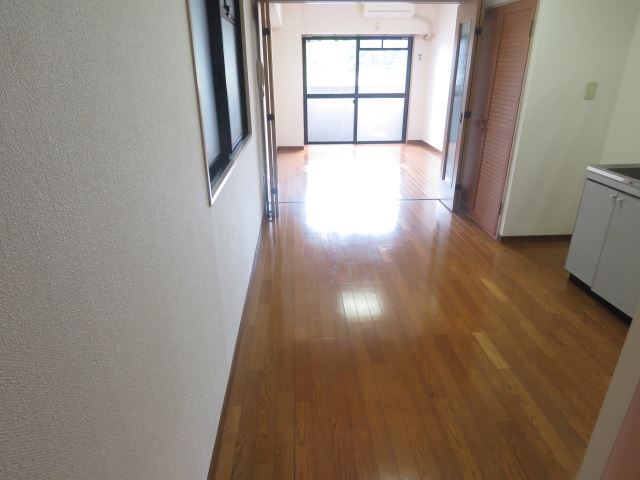 グロリアス本山 リビング