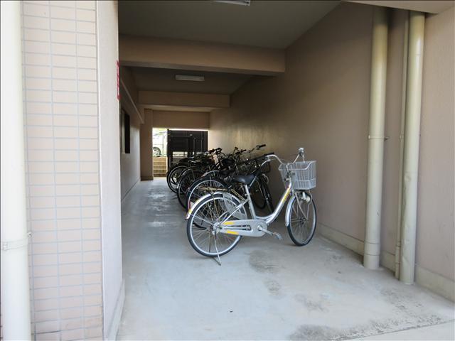グロリアス本山 ロビー