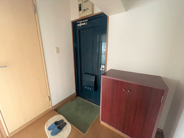 サンハイツ鶴羽 玄関