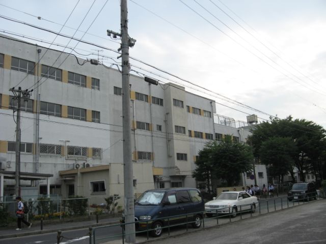 ラフィネ東枇杷島 市立天神山中学校