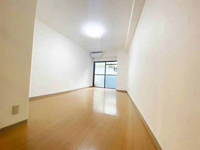 メゾン野村 明るい雰囲気のお部屋です。