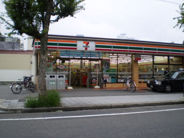 サンモール菊井 セブンイレブン