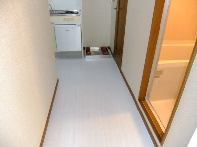 リードシティー八事ビル ロビー