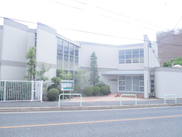 ニューコーポワシヅ 陽明旭幼稚園