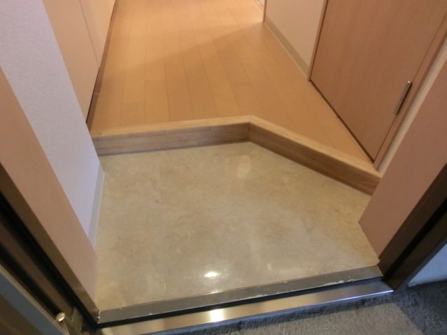 イースタンヒルズ藤が丘駅前 玄関