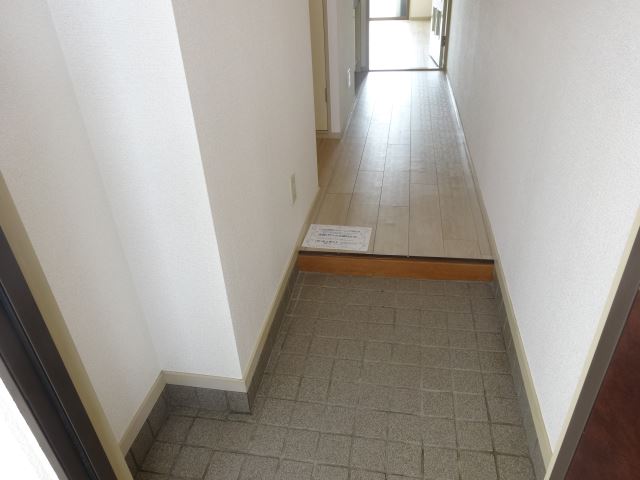 ユースハイム八剣 玄関の様子です