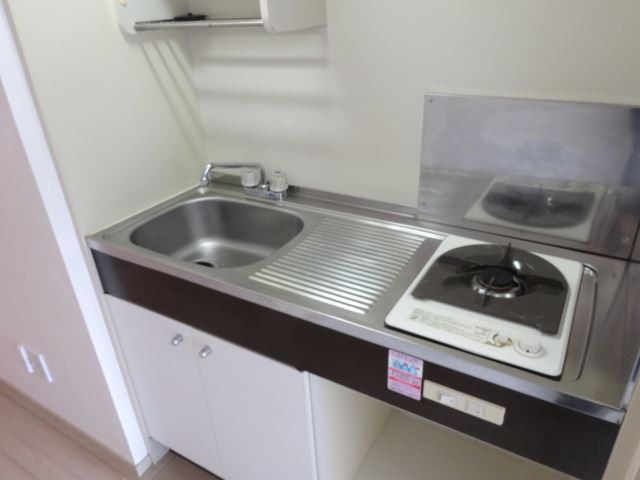 ユースハイム八剣 コンパクトだけど使い勝手のいいキッチン