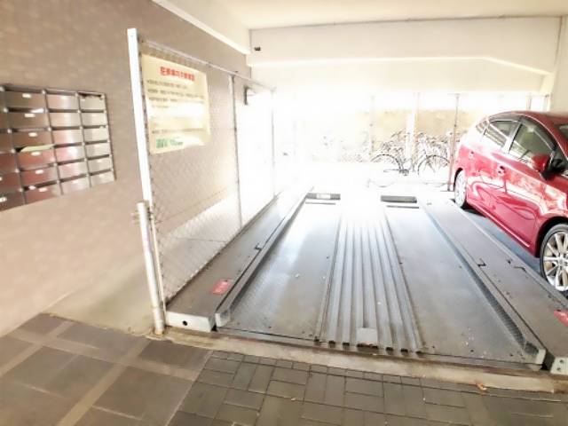 パル松ヶ枝 駐車場