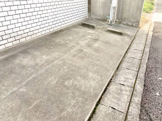 マウンテンマンション植田山 駐車場