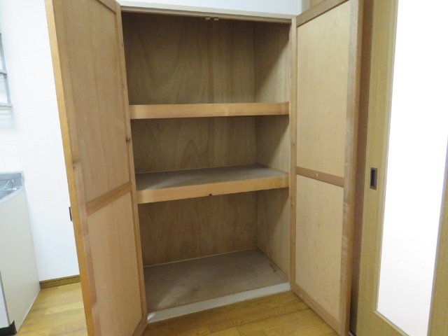 グロリアス本山 収納