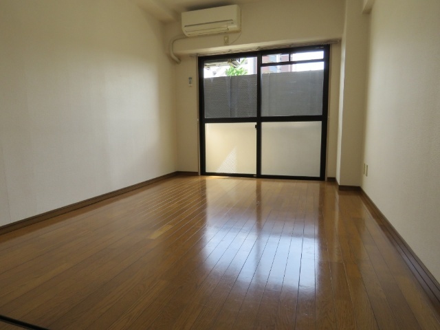 グロリアス本山 その他