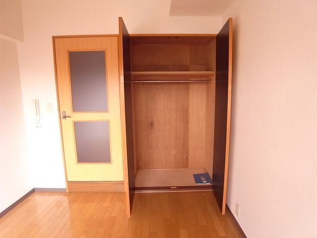 幸川マンション北館 リビング