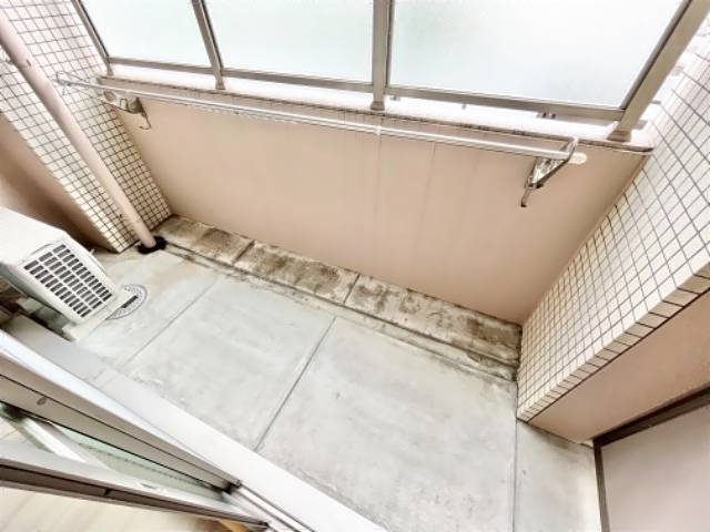 エタージュ ベランダ
