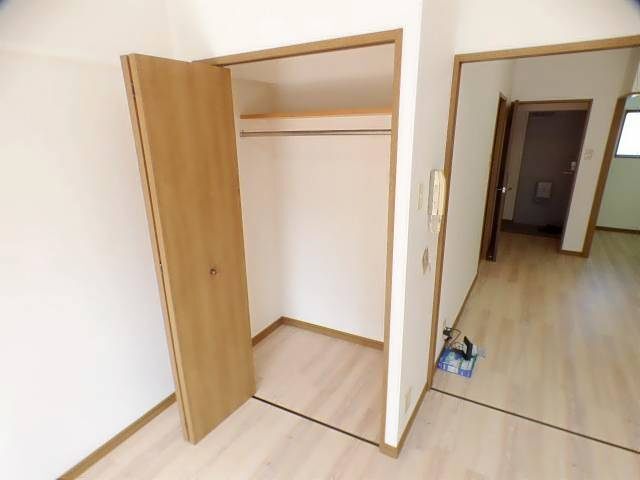サンモール菊井 収納