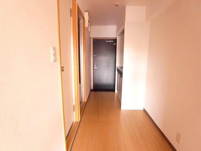 幸川マンション北館 玄関