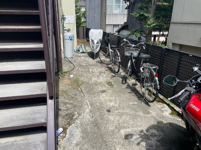 レオン八事　３号館 駐輪スペース