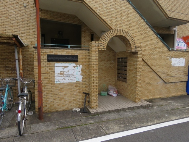 レジデンス本山 エントランス