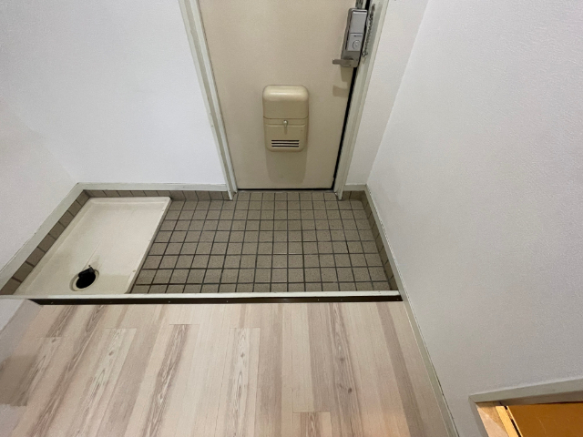 ユースハイム臼井 玄関