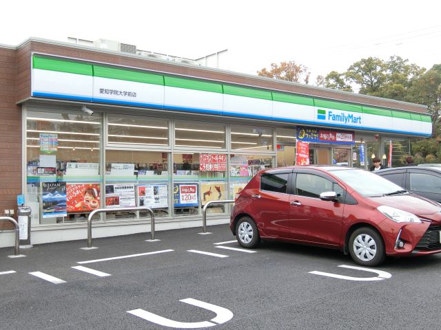 エスポワール　パンシオン ファミリーマート