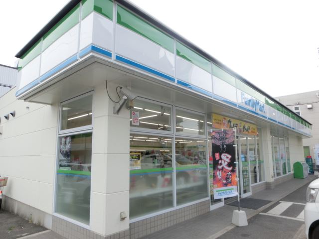 マウンテンマンション植田山 ファミリーマート