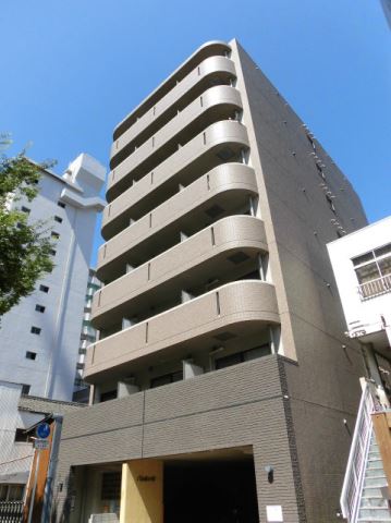 オートロック付のマンションです。