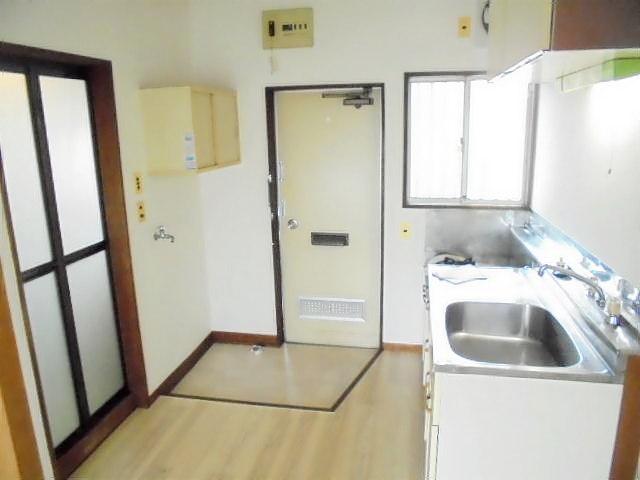 川本アパート 玄関