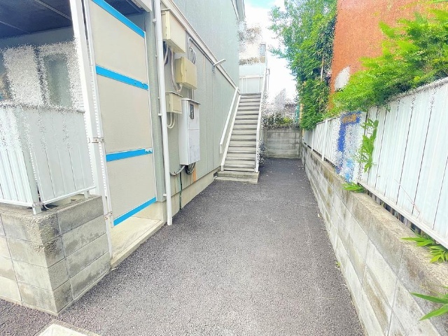 旭ハイツ エントランス