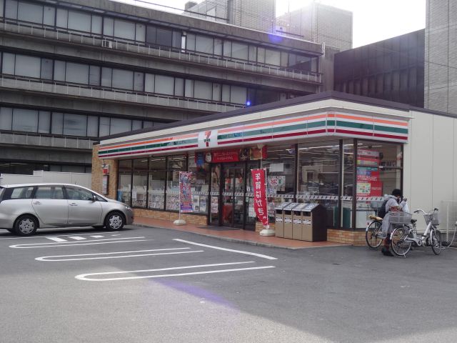 メゾン　テンペル セブンイレブン
