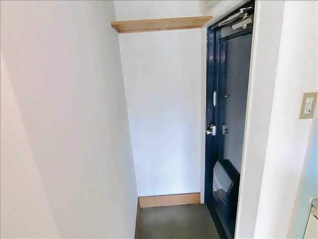 センチュリィ山の手 玄関