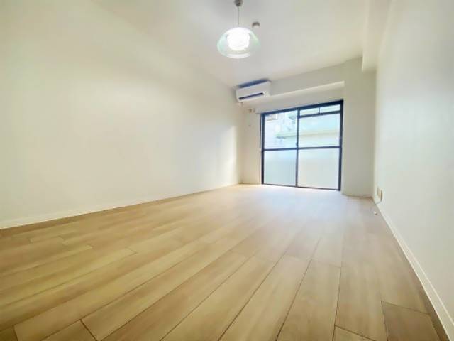 メゾン野村 明るい雰囲気のお部屋です。
