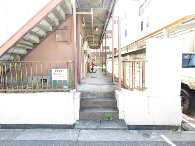 フォーブルY エントランス