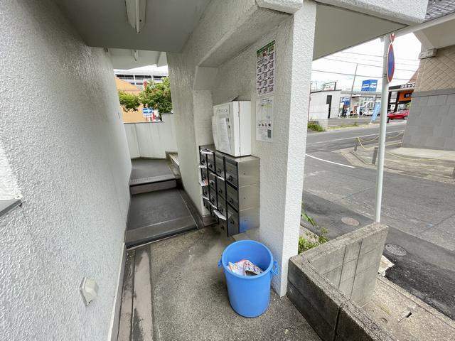 川本マンション エントランス