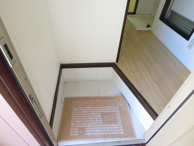フォーブルY 玄関