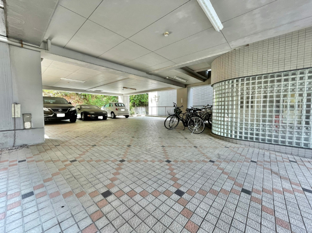 Ｖｉｌｌａ　Ｃｈａｎｔｅｅ 駐車場