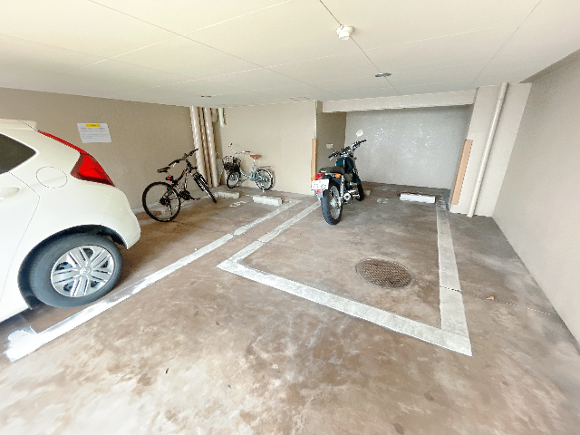 PROXY SQUARE 上社Ⅳ(フォー) 駐車場