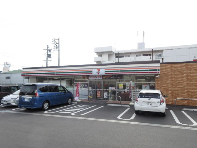 バンベール高辻 セブンイレブン